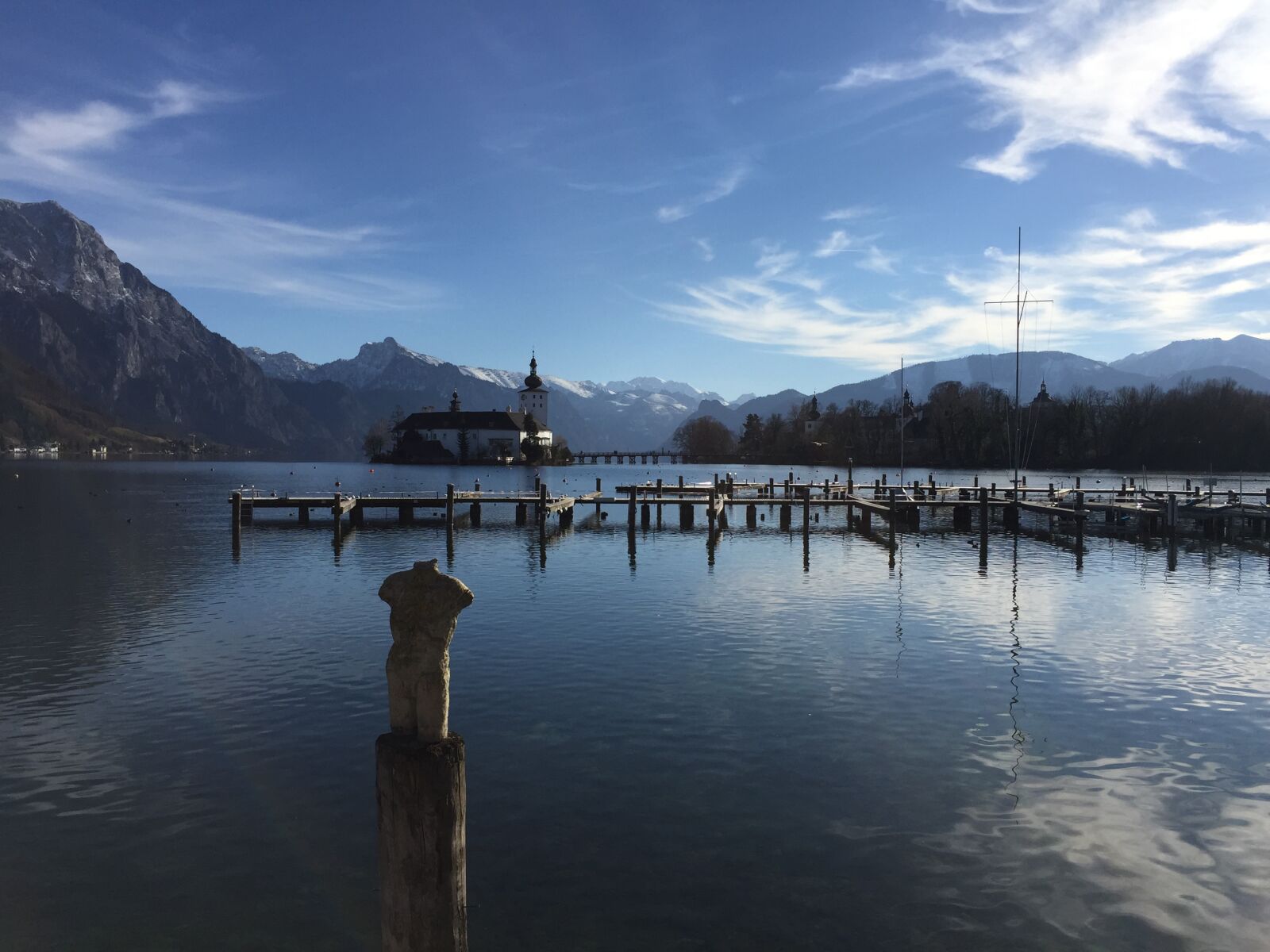 iPhone 6 back camera 4.15mm f/2.2 sample photo. Castle, lake, mountains photography