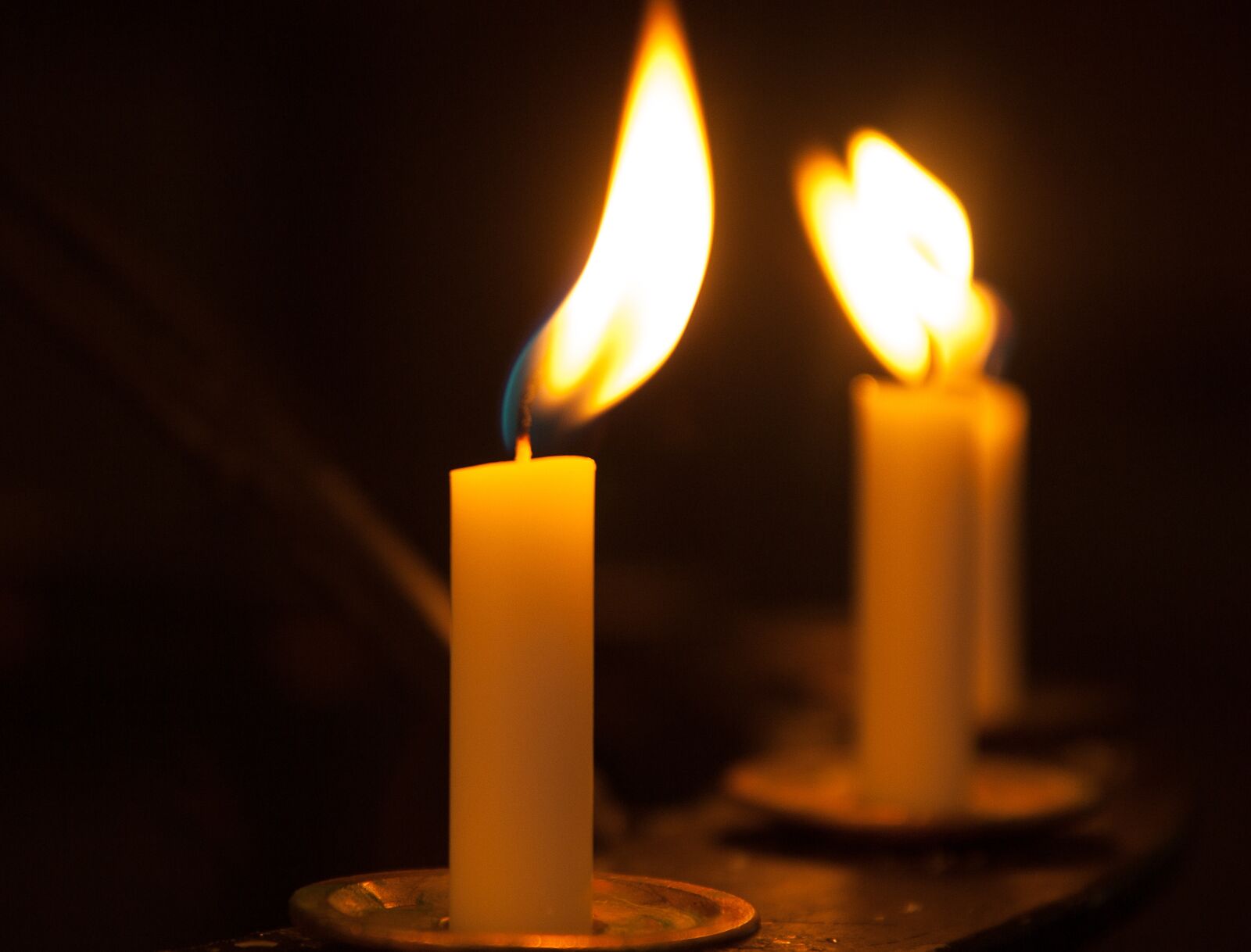 Pentax K10D sample photo. Candles, light, flame photography