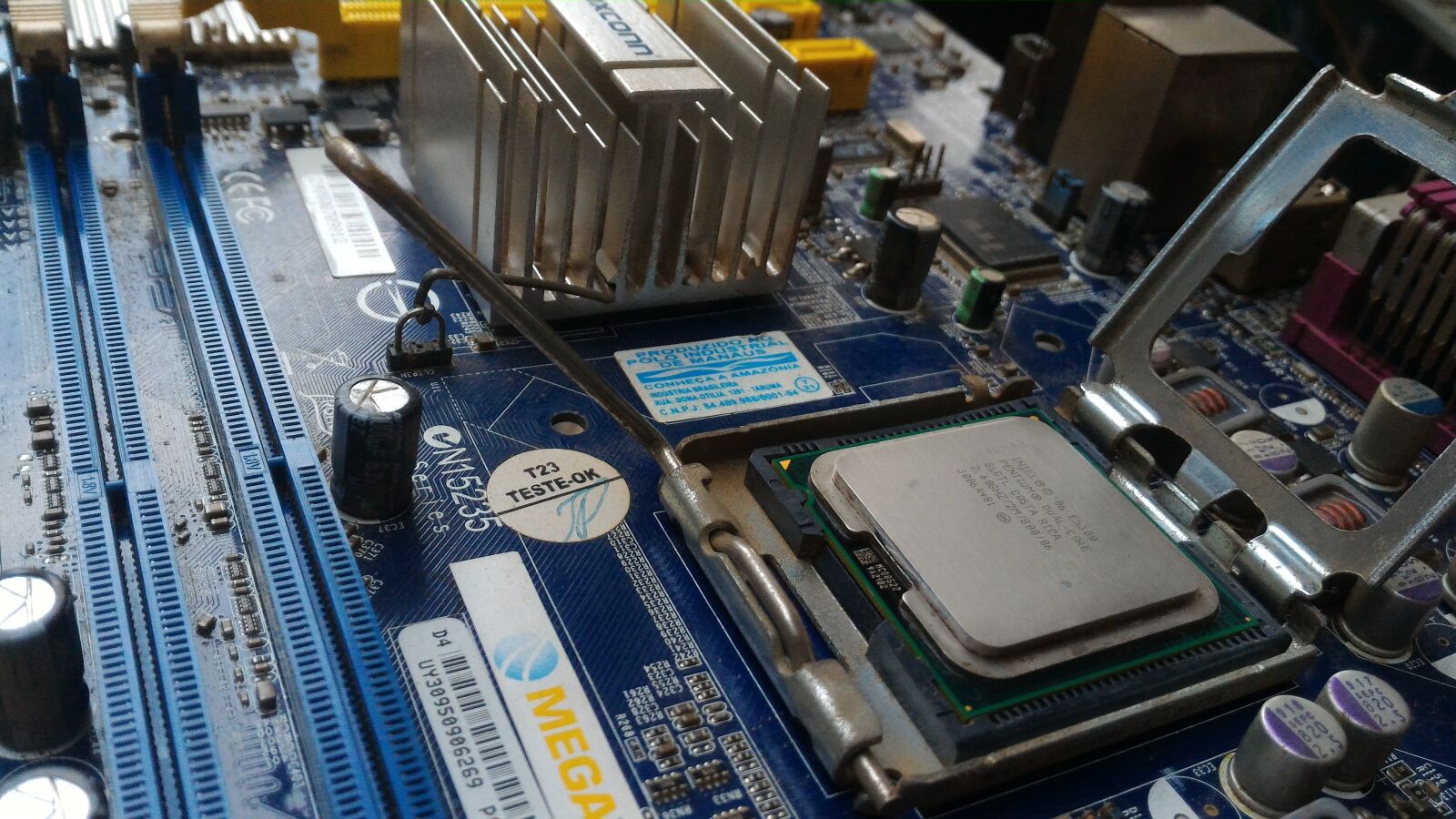 ASUS ZenFone 2 (ZE551ML) sample photo. Plate, hardware, processor photography