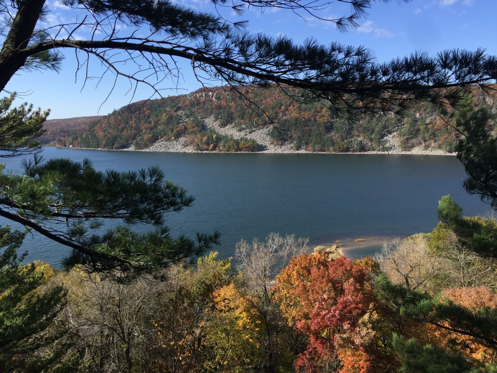 iPhone 6 Plus back camera 4.15mm f/2.2 sample photo. Devils lake, autumn, wisconsin photography