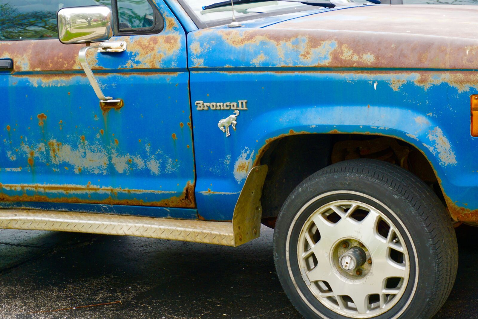 Sony a5100 sample photo. Rusty, truck, old photography