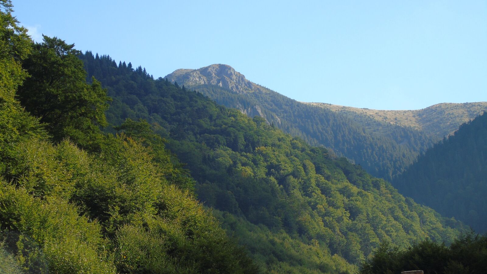 Sony Cyber-shot DSC-H400 sample photo. The mountains of tibles photography