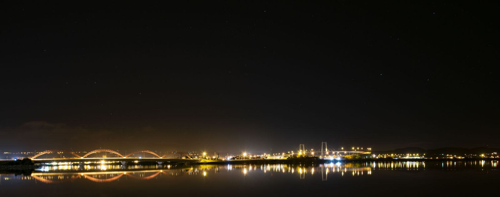 Nikon D5300 sample photo. City, the mirror of photography