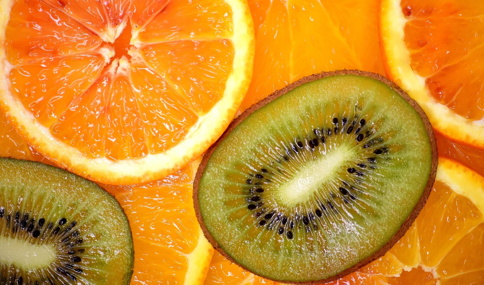 Nikon D7200 sample photo. Orange, kiwi, delicious photography