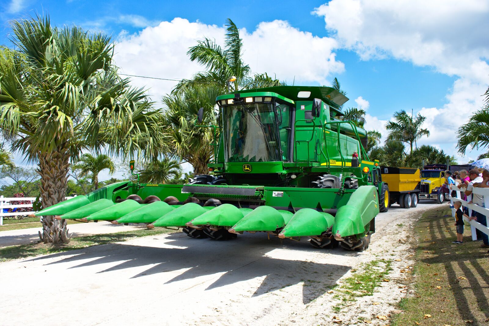 Nikon D7200 sample photo. Combine, header, thresher photography