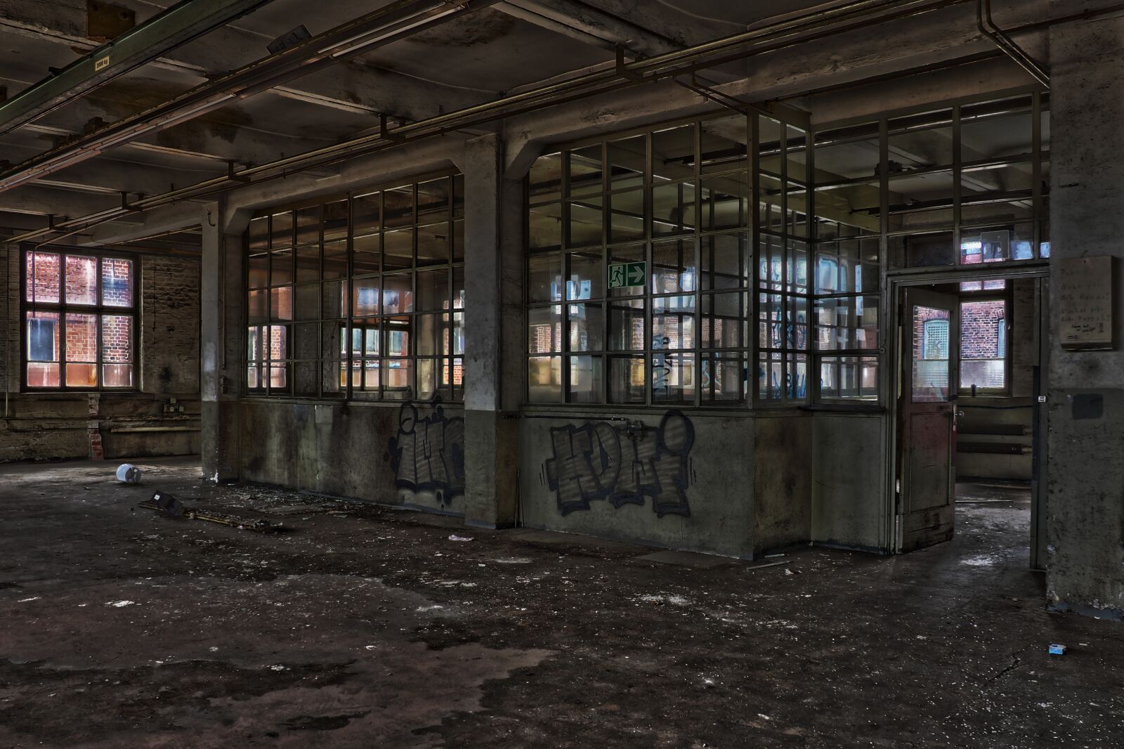 Olympus OM-D E-M10 sample photo. Architecture, abandoned, old photography