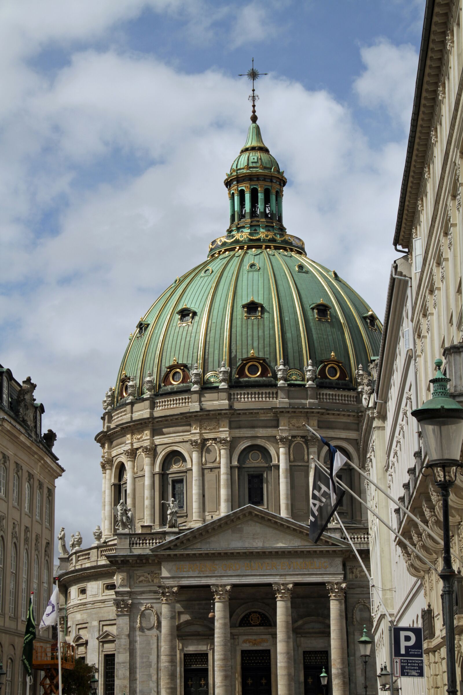 Canon EOS 7D sample photo. Frederik's church, church, copenhagen photography