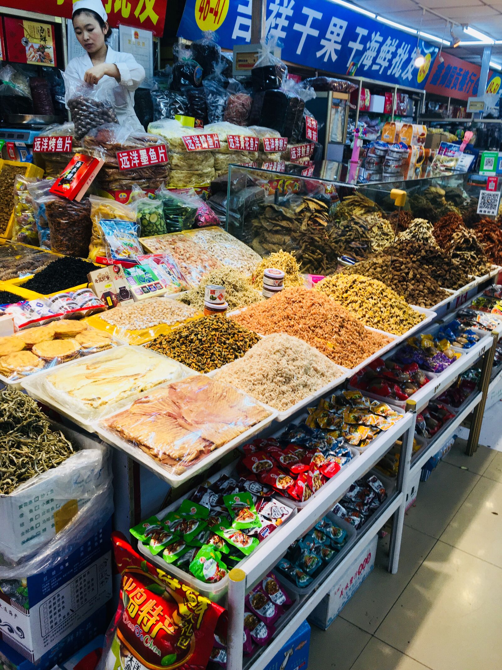 Apple iPhone 6s sample photo. Shop, shopping, market photography