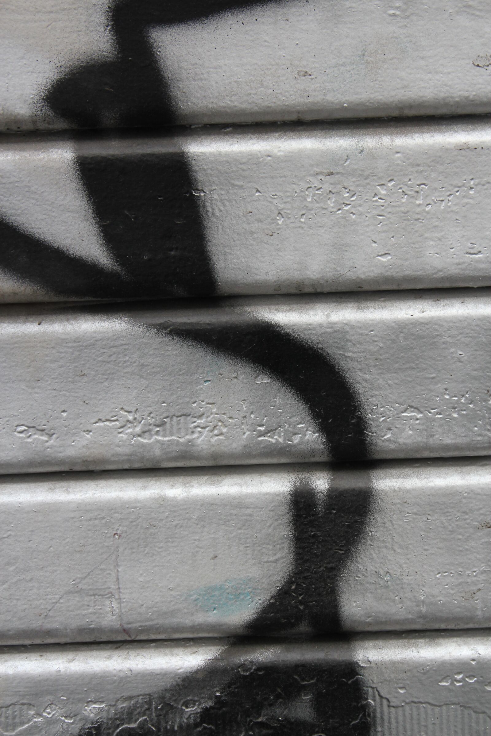 Canon EOS 550D (EOS Rebel T2i / EOS Kiss X4) sample photo. Irons, gate, metal photography