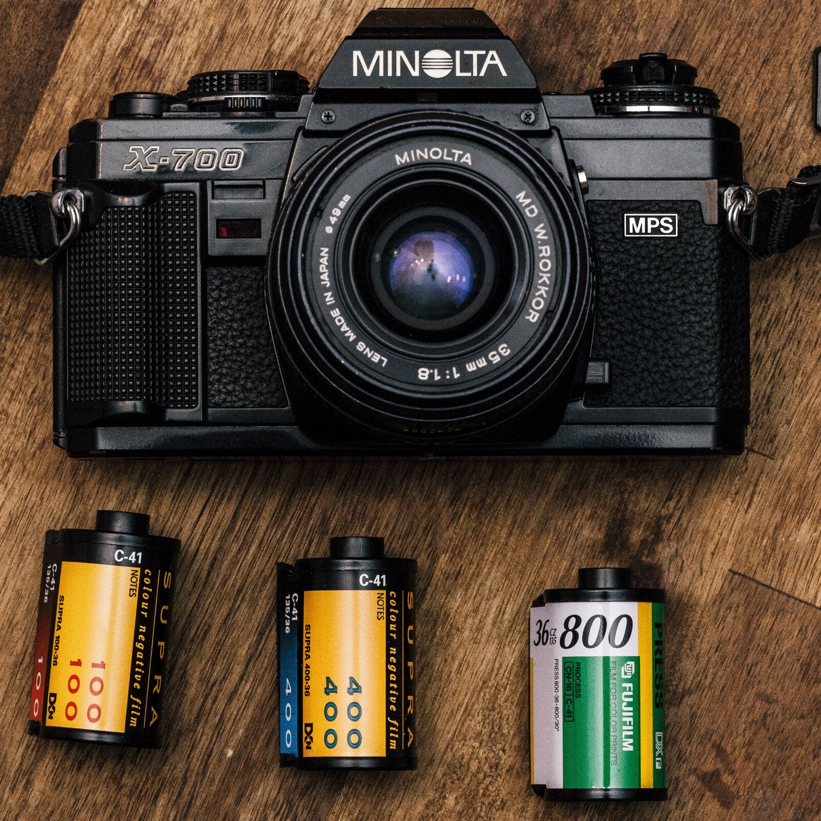 Canon EOS 5D Mark II sample photo. Minolta, lens, shutter photography