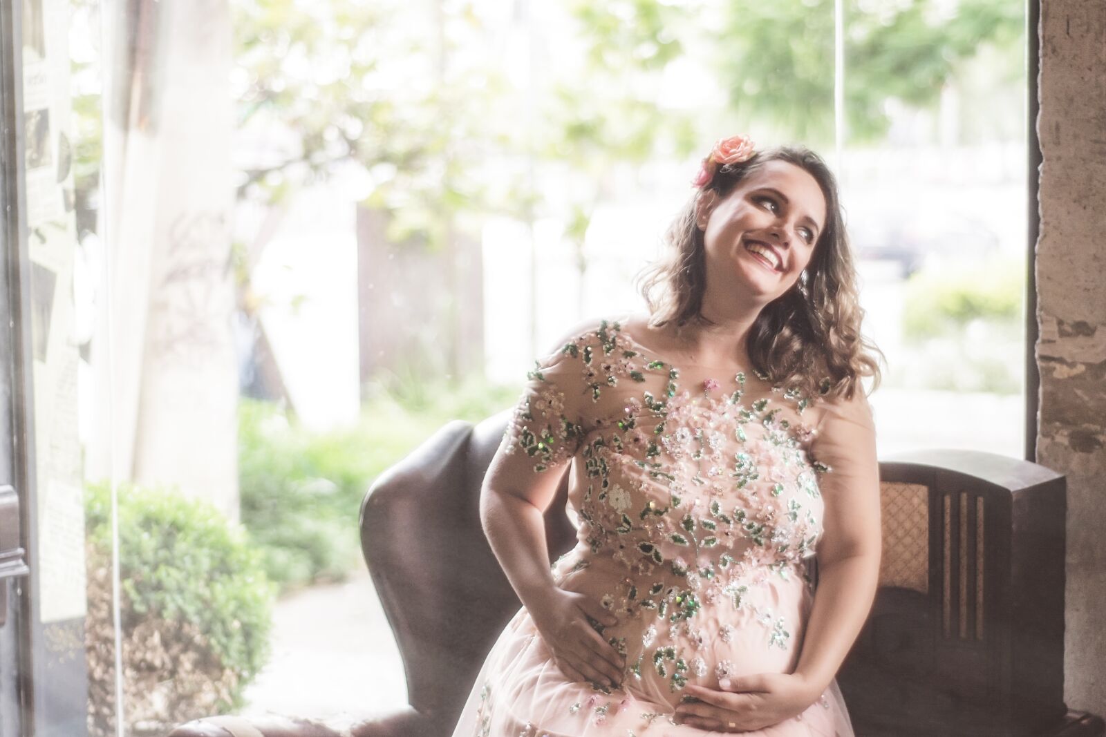 Nikon D5200 sample photo. Pregnant, pregnant woman, vintage photography