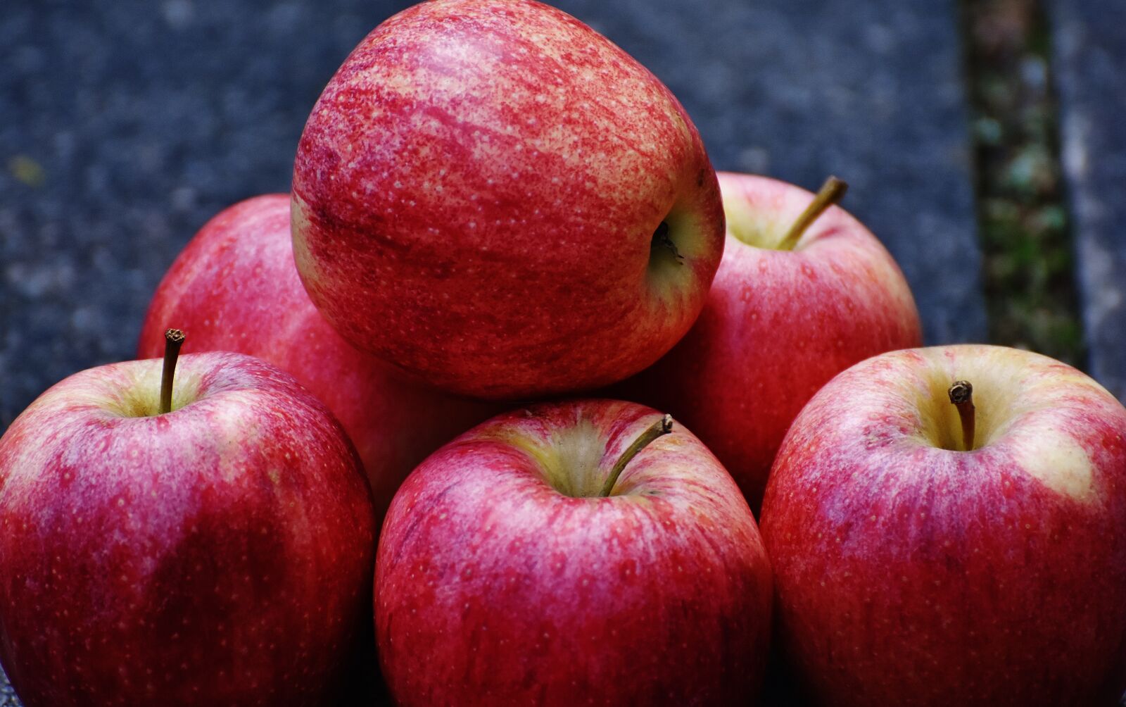 Nikon D7200 sample photo. Apple, red, delicious photography