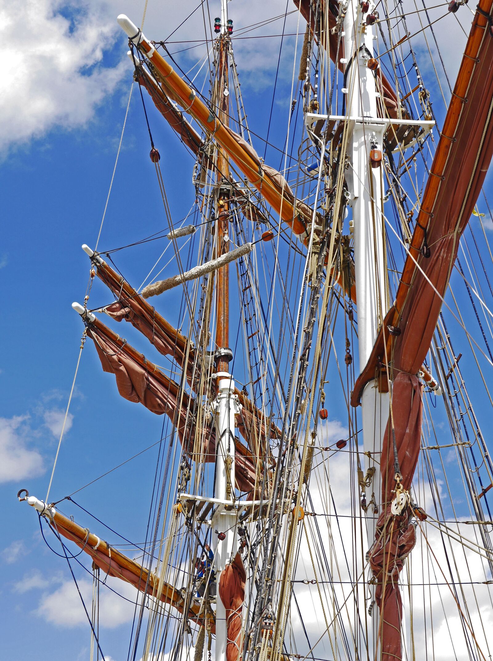 Panasonic Lumix DMC-GH3 sample photo. Tall ship, rigging, mast photography