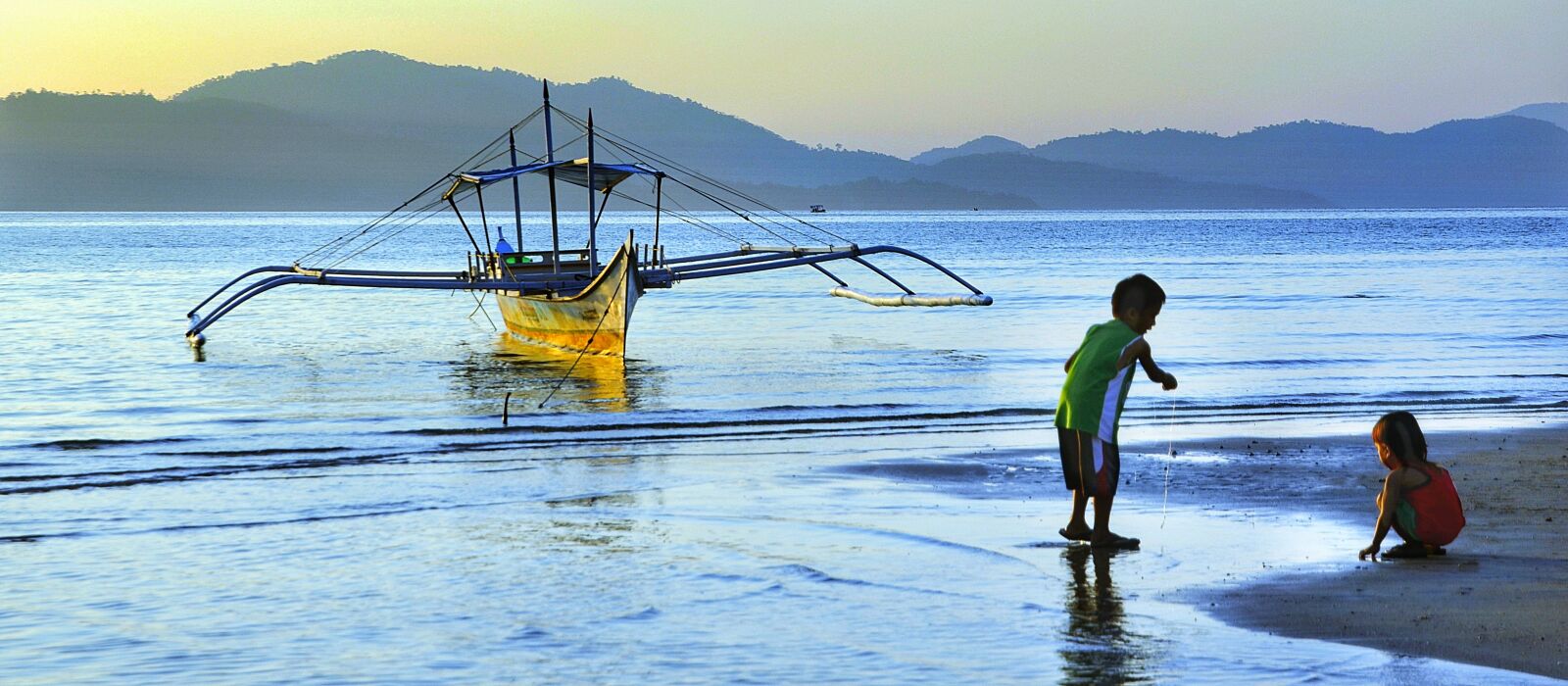 Nikon D5100 sample photo. Evening, sunset, kids photography