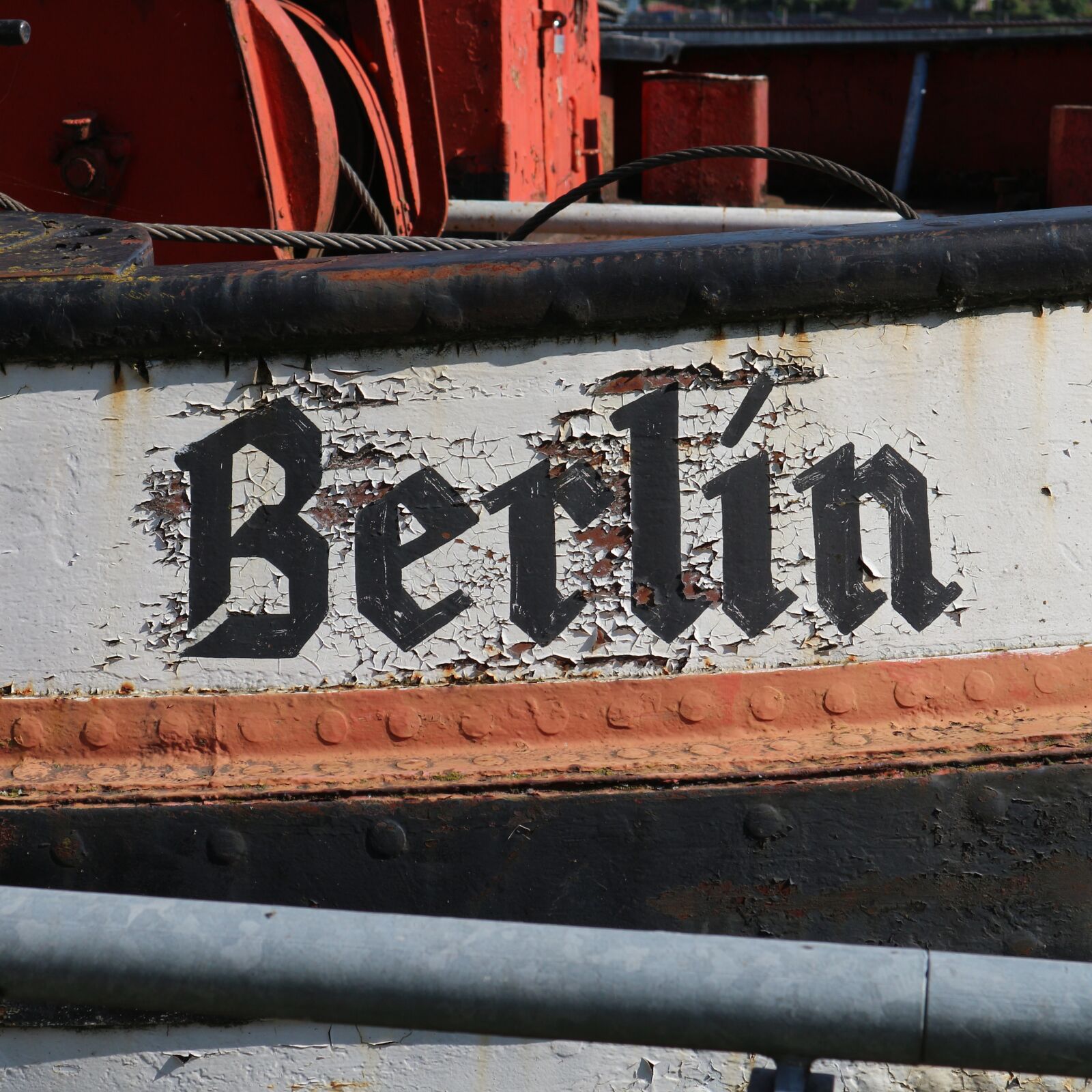 Canon EOS M10 sample photo. Boat, berlin, water photography