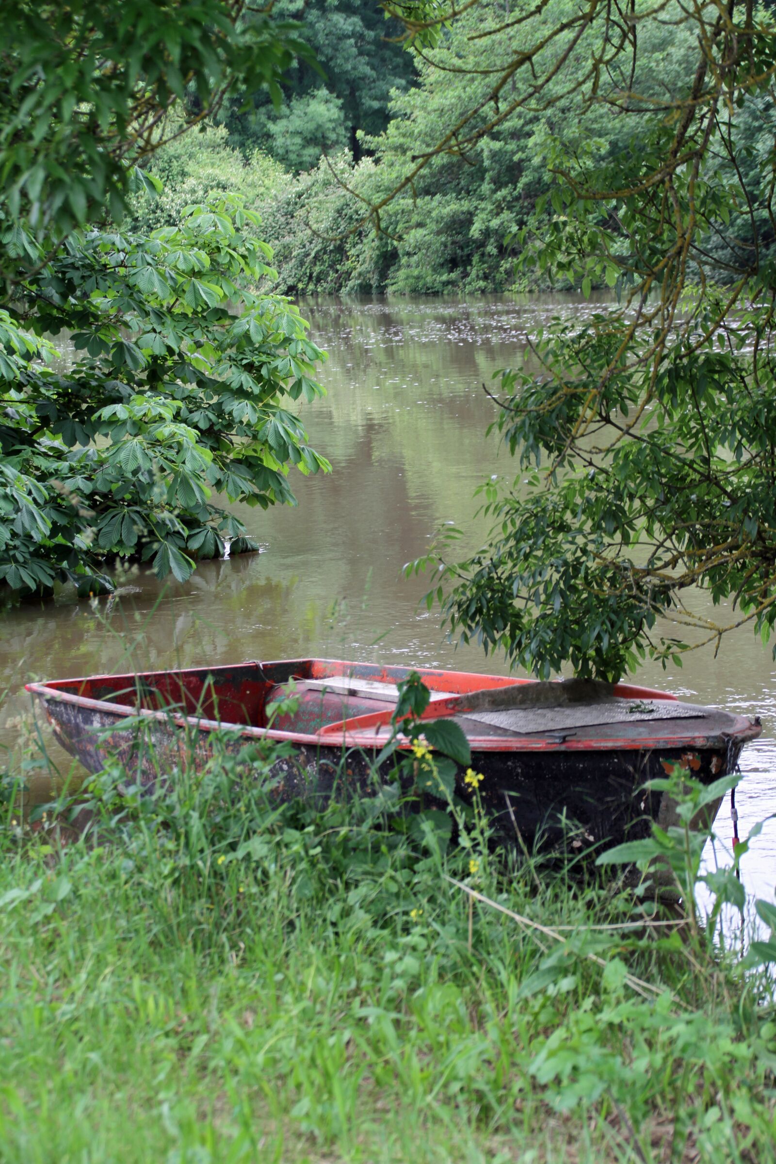 Canon EOS 7D sample photo. Boat, river, river boat photography