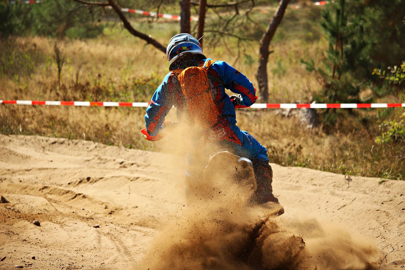 Canon EOS 100D (EOS Rebel SL1 / EOS Kiss X7) sample photo. Motocross, enduro, motorsport photography