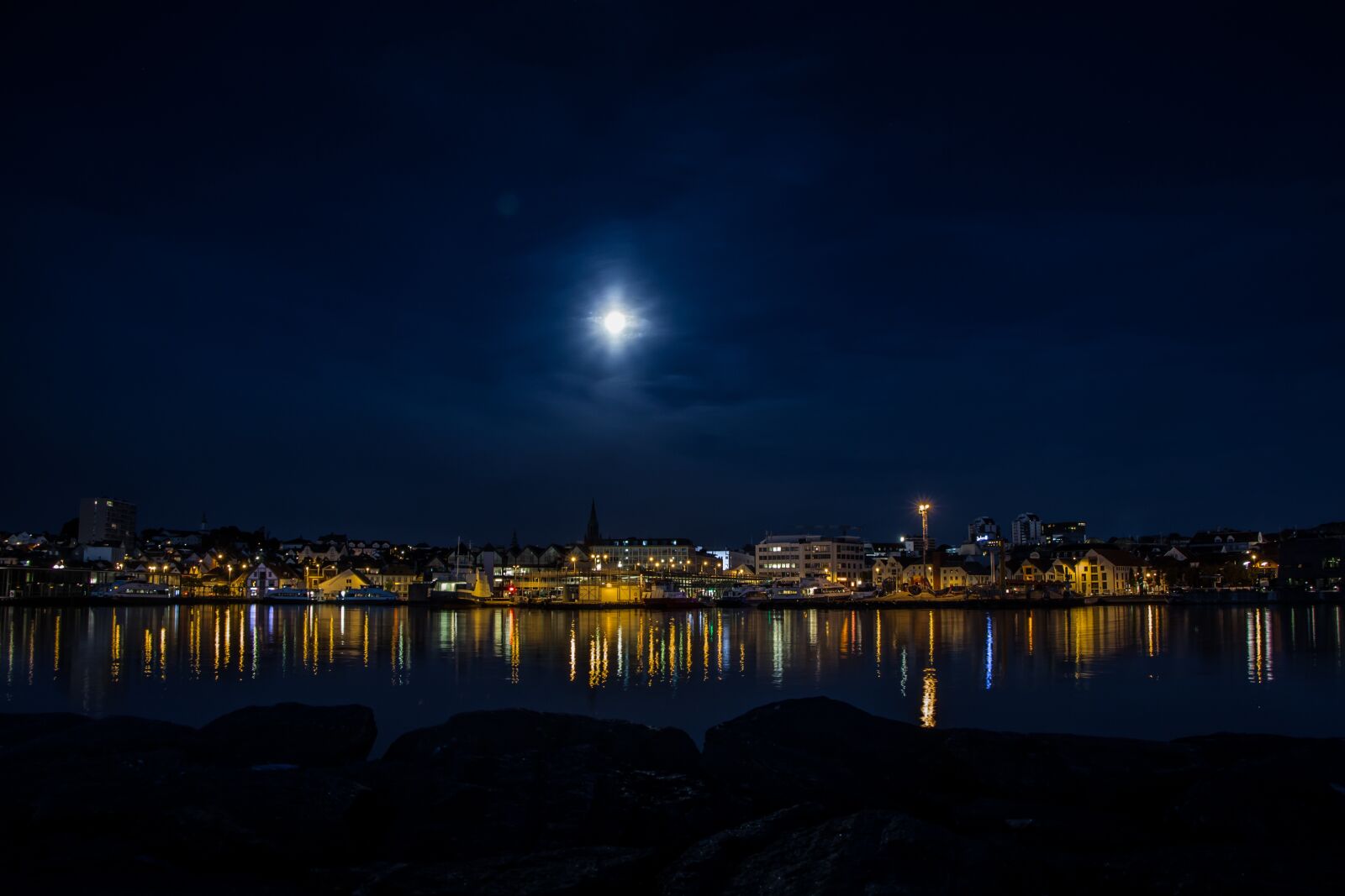 Canon EOS 650D (EOS Rebel T4i / EOS Kiss X6i) sample photo. Night, stavanger, sea photography