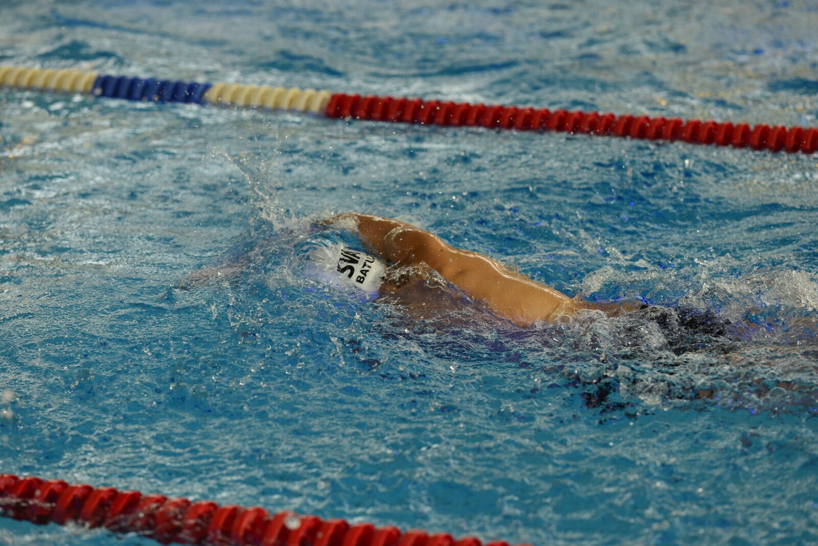 Nikon D800 sample photo. Kraulen, schwimmtechnik, schwimmen photography