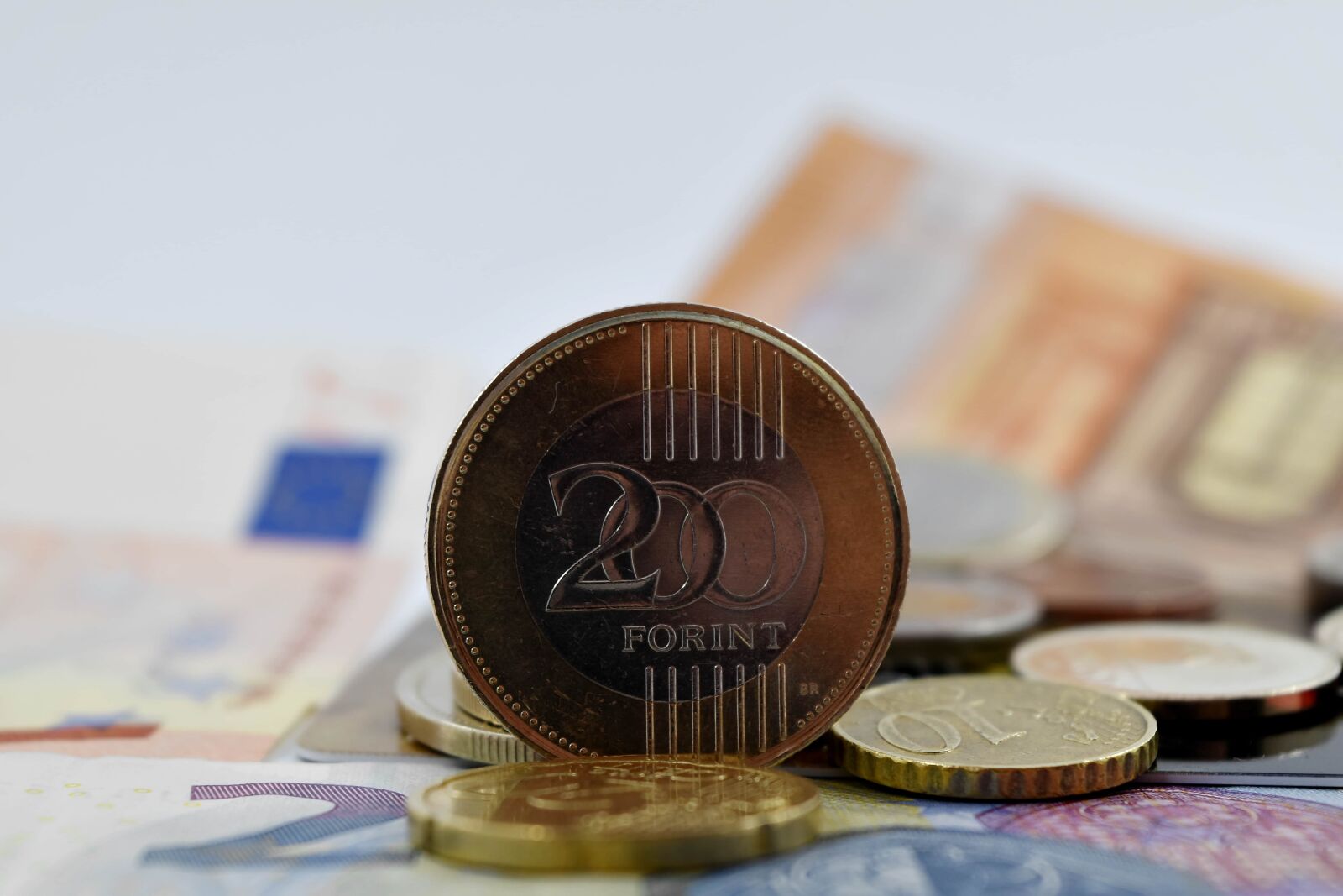 Nikon D5500 sample photo. Coins, forint, gold, money photography