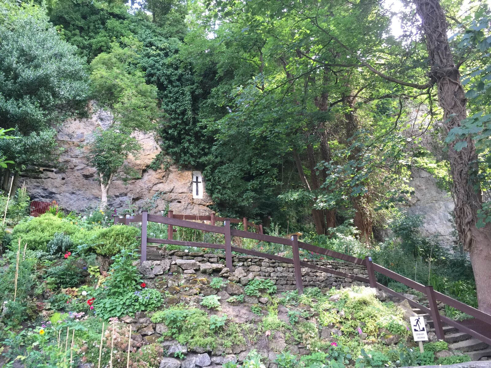 iPhone 6 Plus back camera 4.15mm f/2.2 sample photo. Hike, knaresborough, walk photography