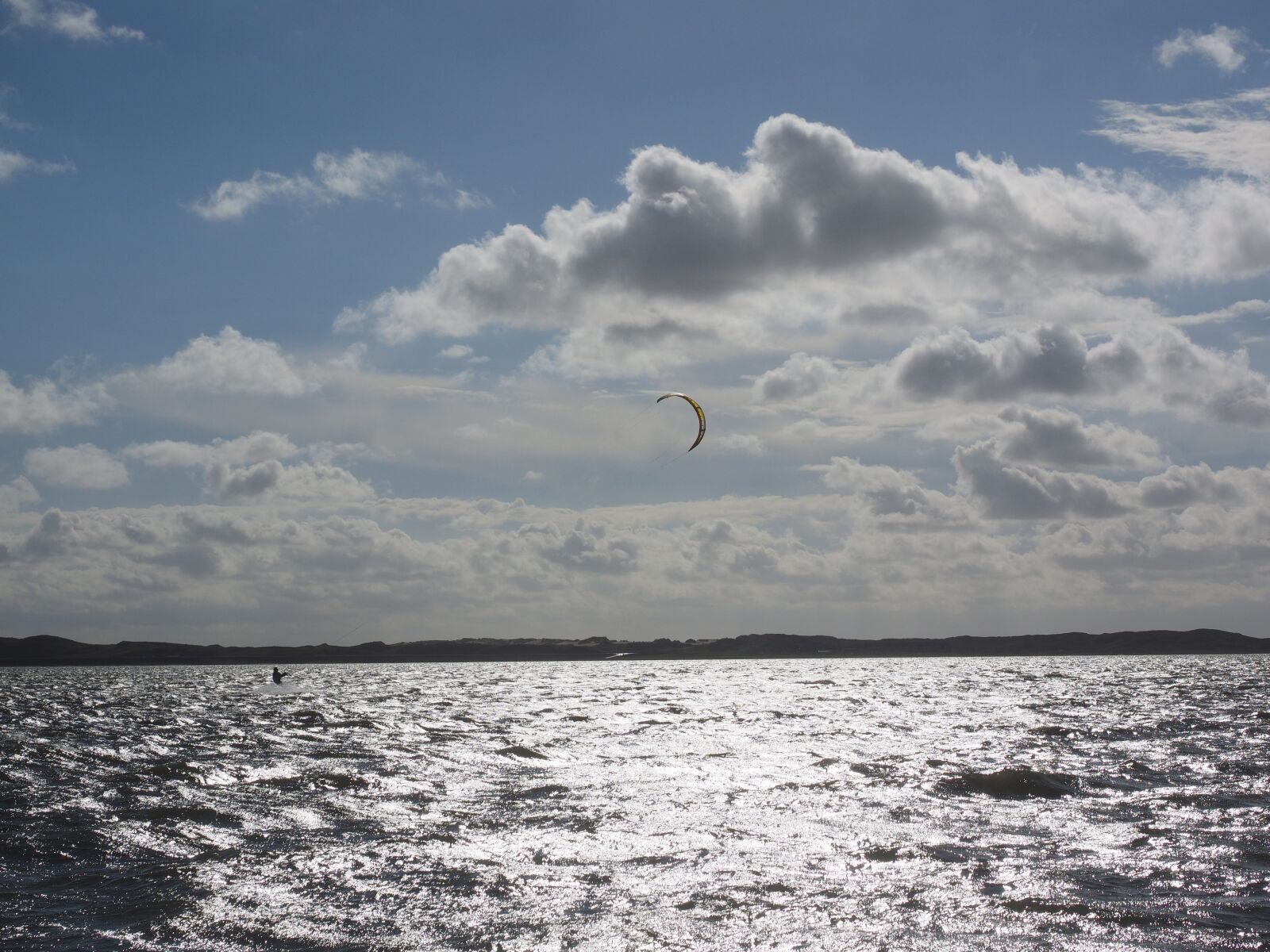 Olympus OM-D E-M1 + Olympus M.Zuiko Digital ED 12-40mm F2.8 Pro sample photo. Kite surfing, kitesurfer, kiteboarding photography