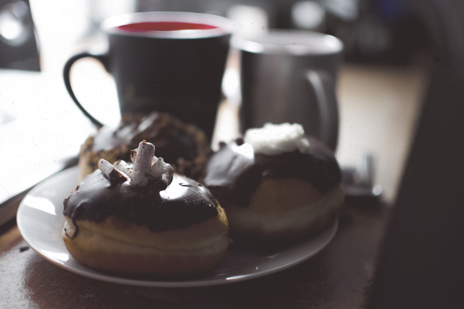 Nikon D5200 + Nikon AF-S DX Nikkor 35mm F1.8G sample photo. Close, up, of, drink photography
