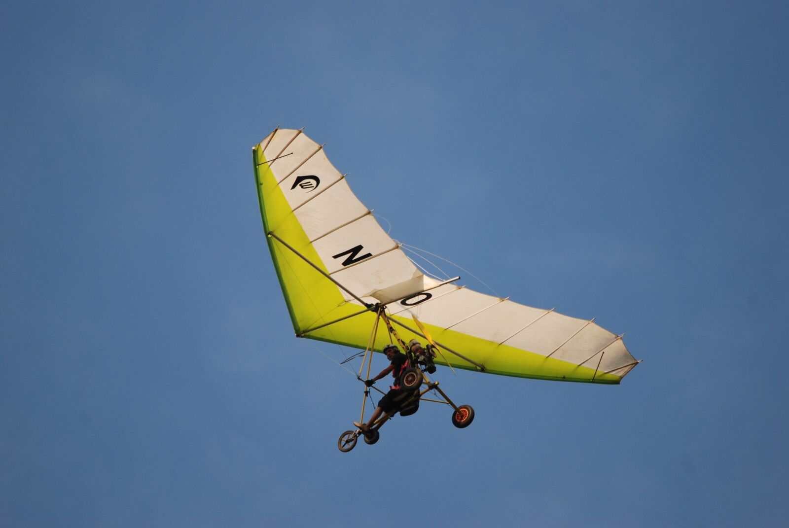 Nikon D80 sample photo. Fly, airplane, aviator photography