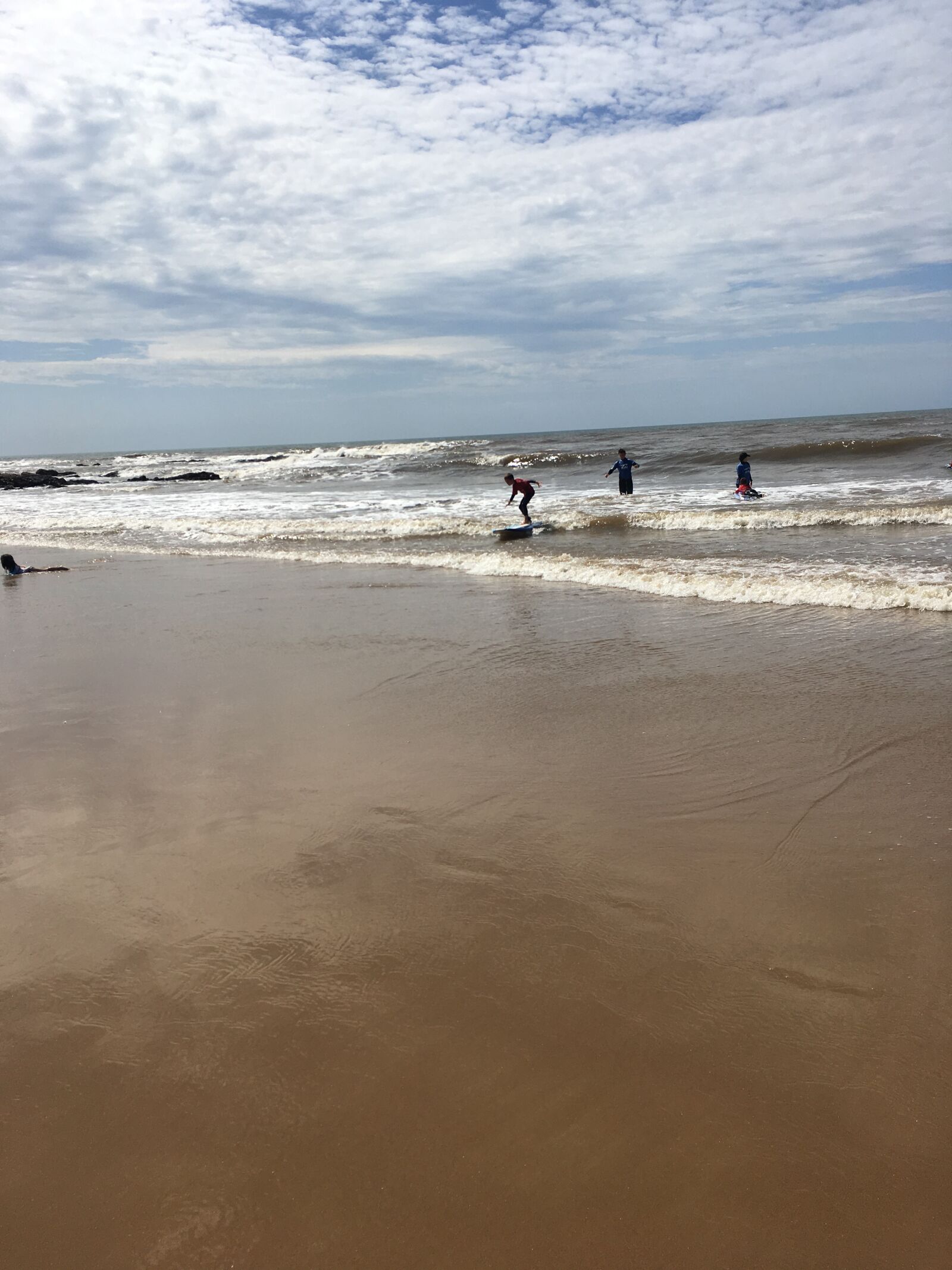 iPhone SE back camera 4.15mm f/2.2 sample photo. Practicing, surf, in photography