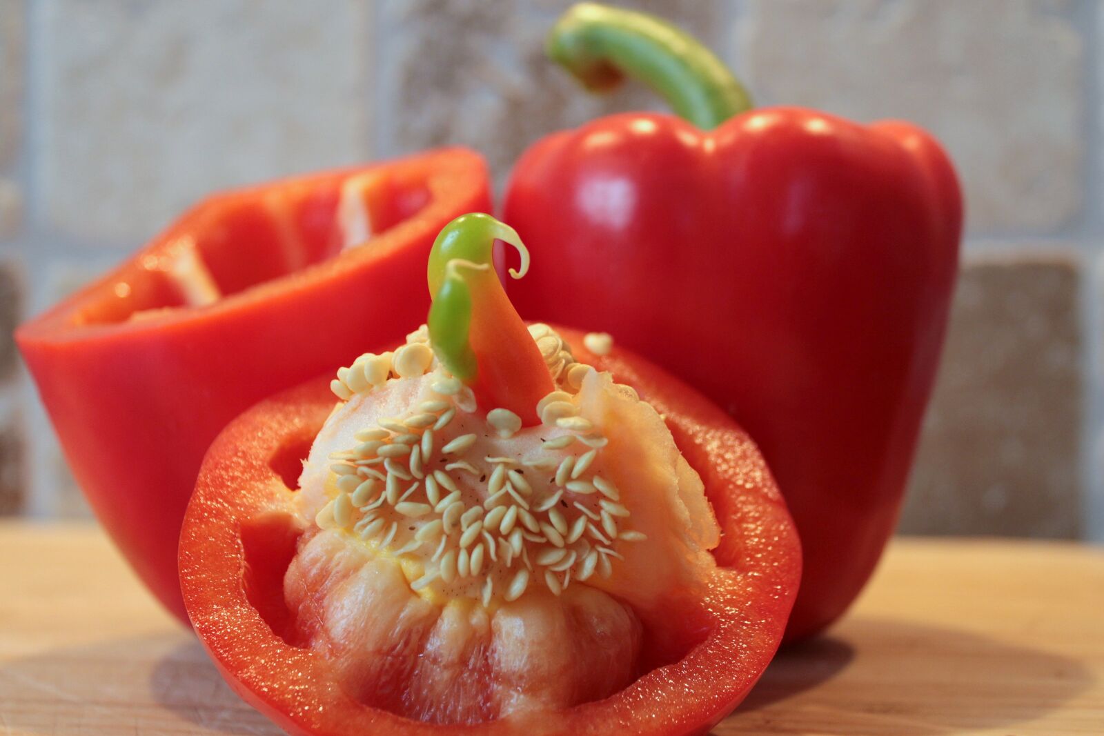 Canon EOS 650D (EOS Rebel T4i / EOS Kiss X6i) sample photo. Paprika, peppers, vegetables photography