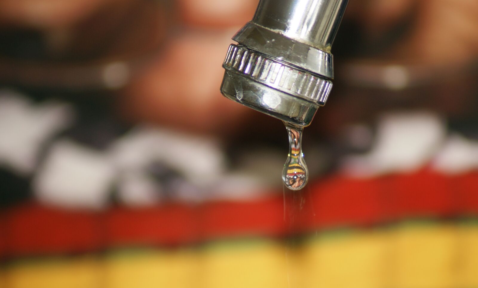 Sony Alpha DSLR-A390 sample photo. Drop, of, water photography