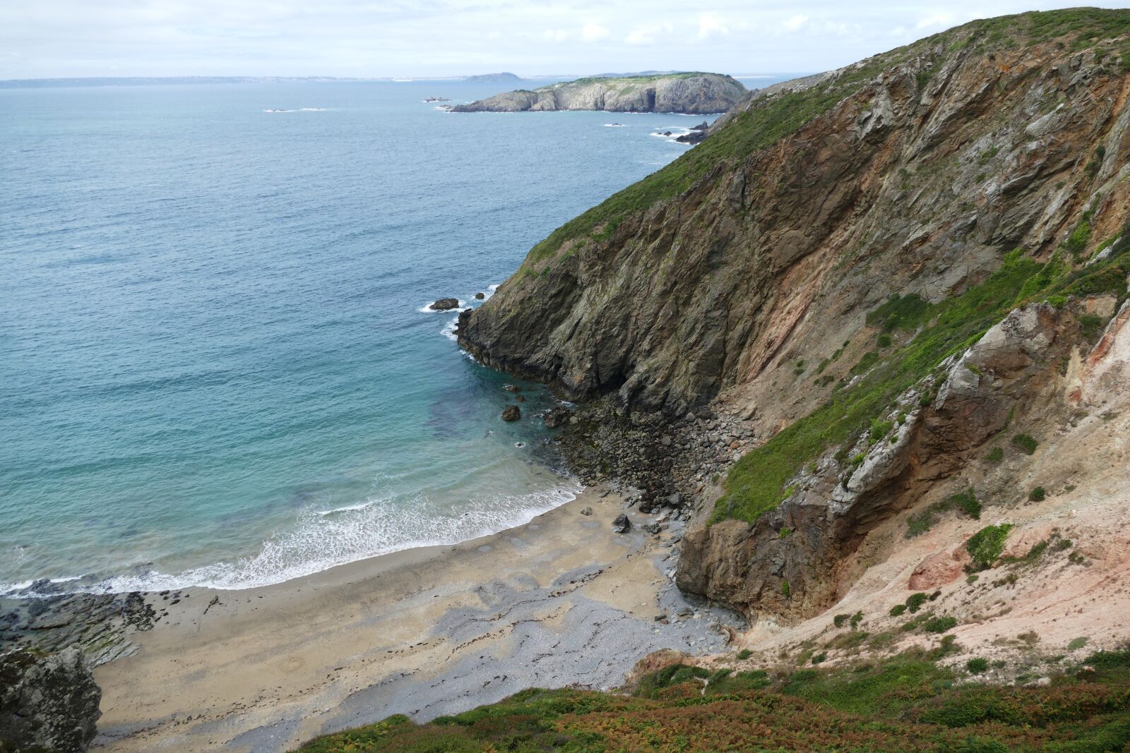 Panasonic Lumix DMC-FZ1000 sample photo. Sark, england, united kingdom photography