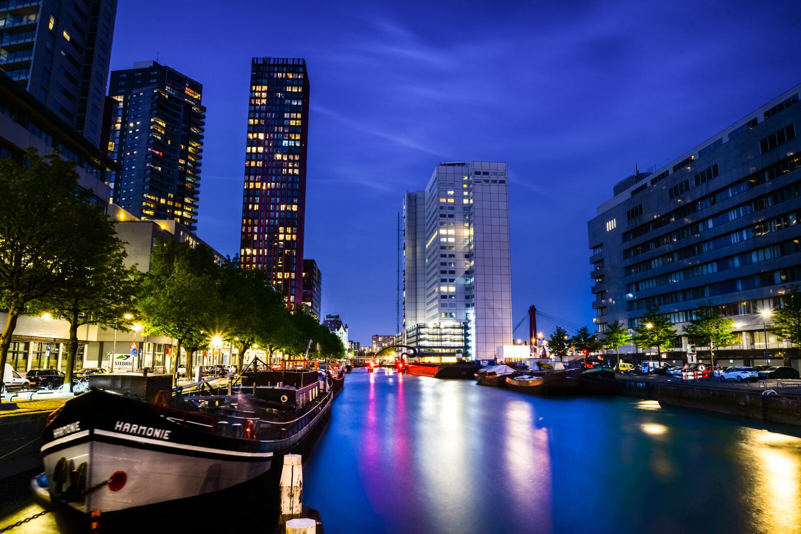 Nikon D610 sample photo. Night, lights, rotterdam photography