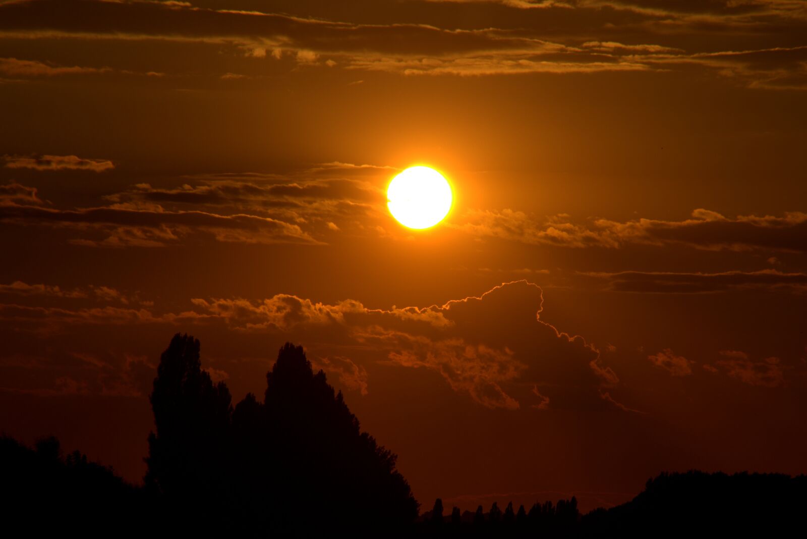 Canon EOS 700D (EOS Rebel T5i / EOS Kiss X7i) sample photo. Sunset, sky, cloud photography