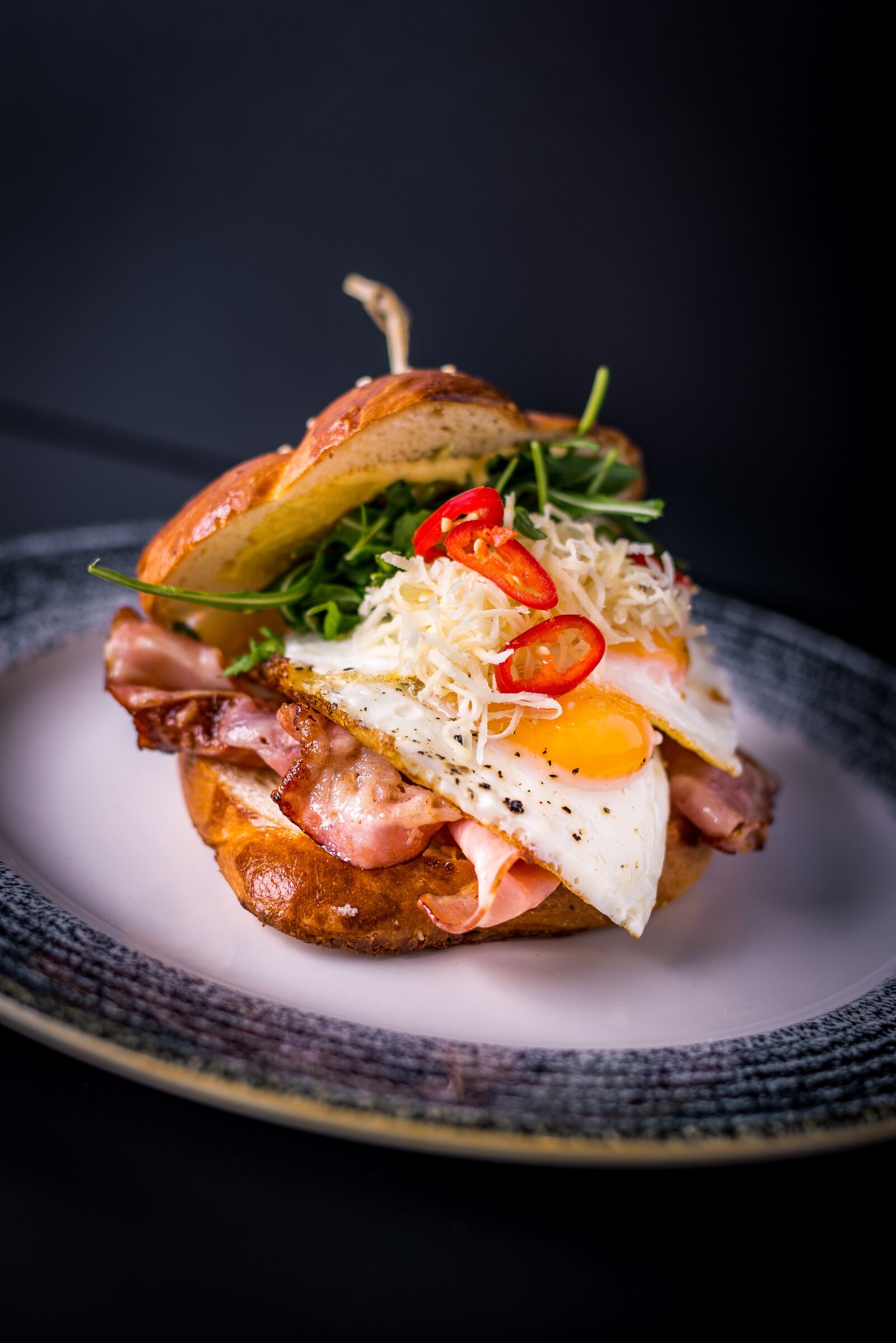 Nikon D610 sample photo. Breakfast, burger, bacon photography