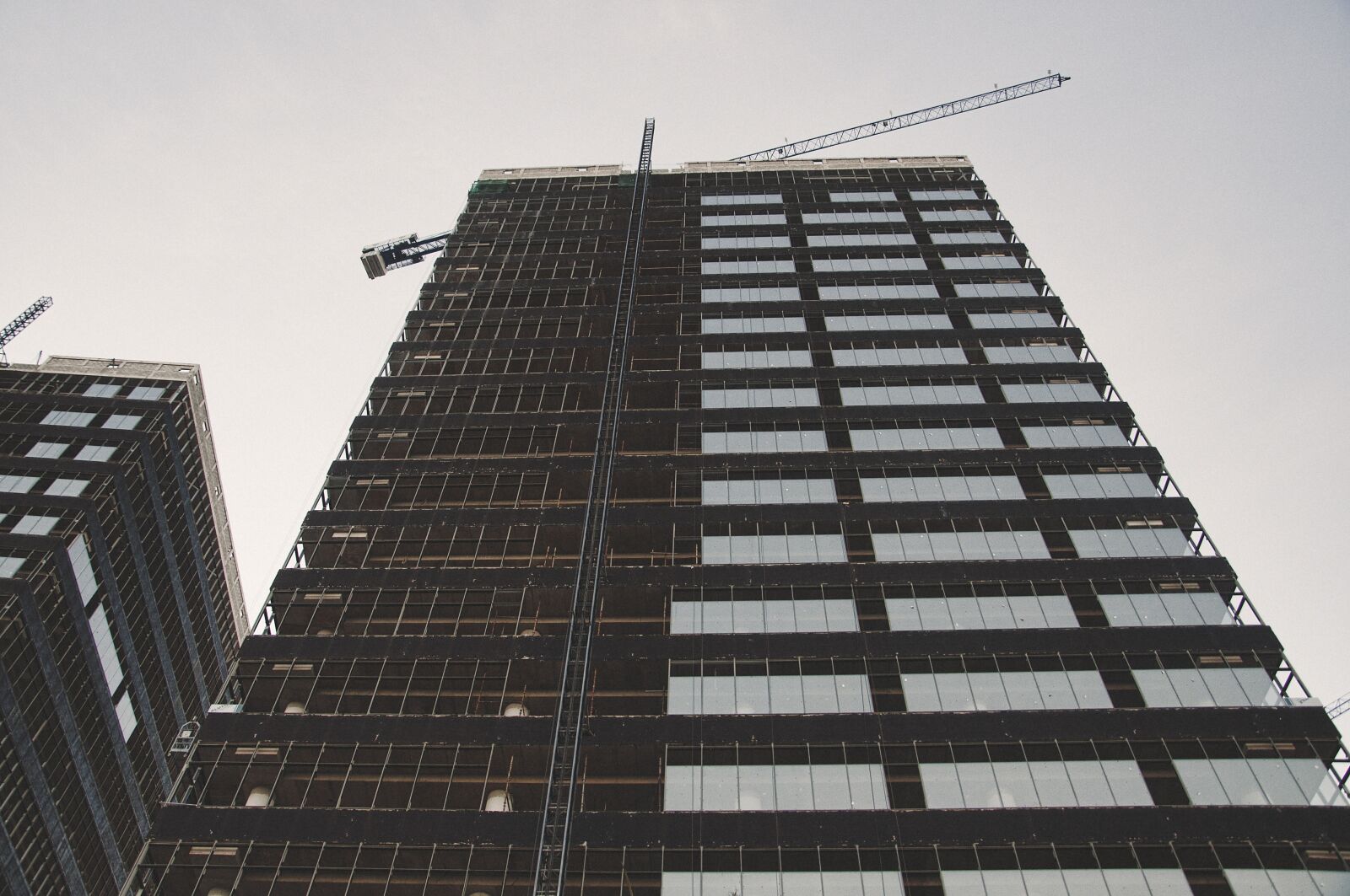 Nikon D90 sample photo. Tall building, low angle photography