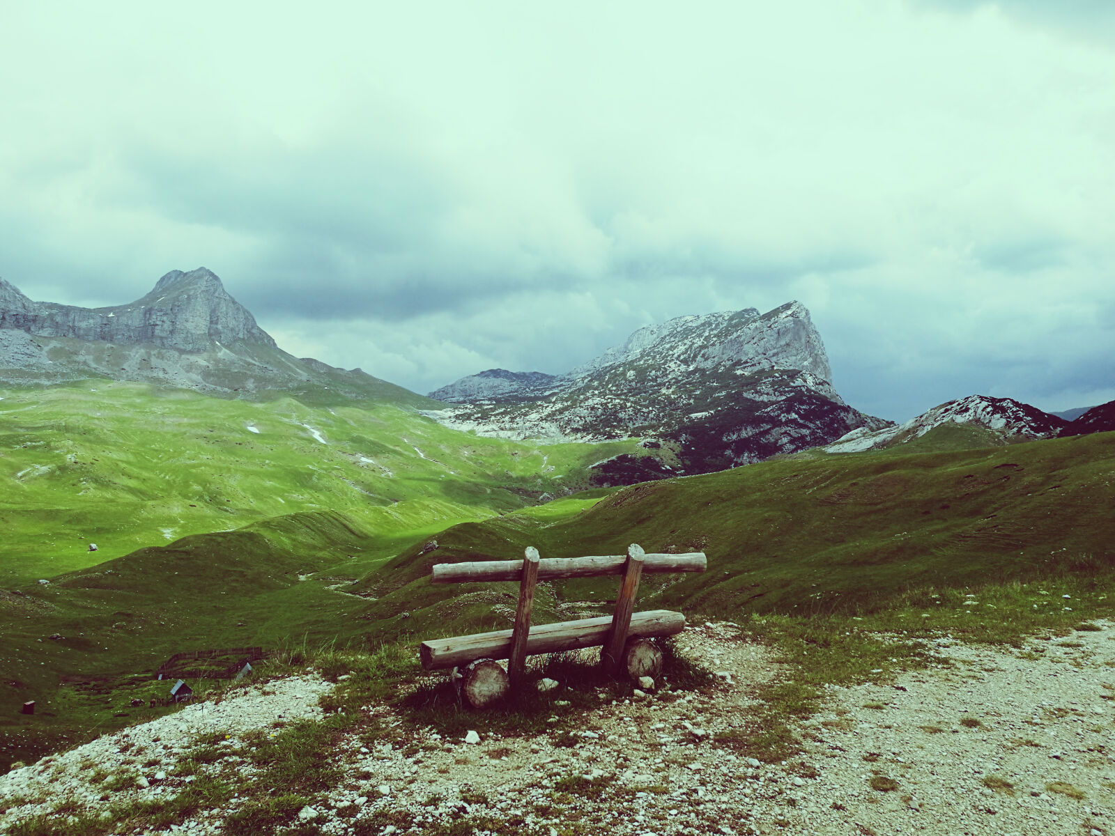 HUAWEI P9 sample photo. Bench, mountains, nature, seat photography