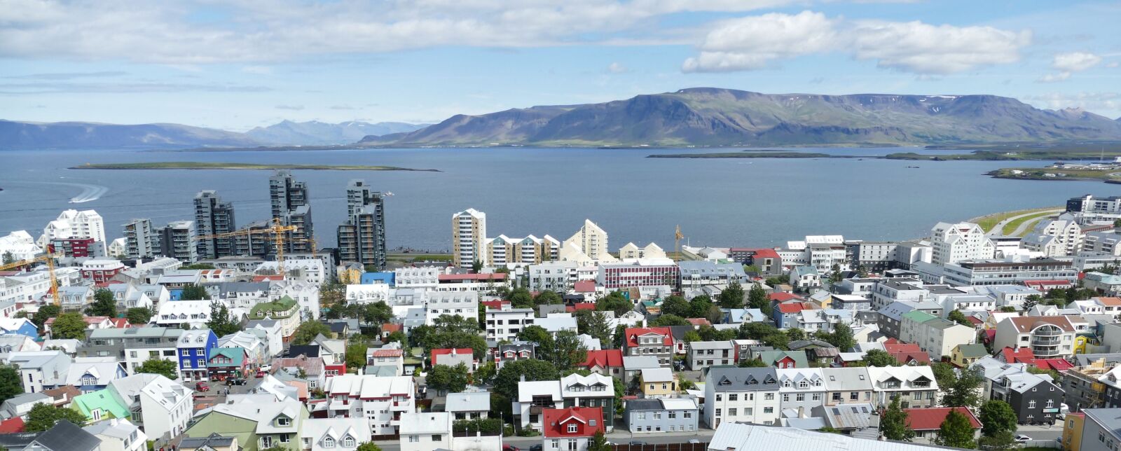 Panasonic Lumix DMC-FZ1000 sample photo. Iceland, reykjavik, port photography
