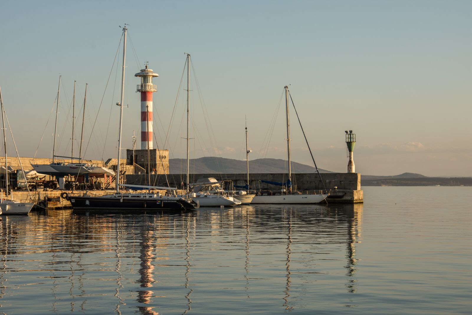 Nikon D7200 sample photo. Lighthouse, port burgas, beacon photography