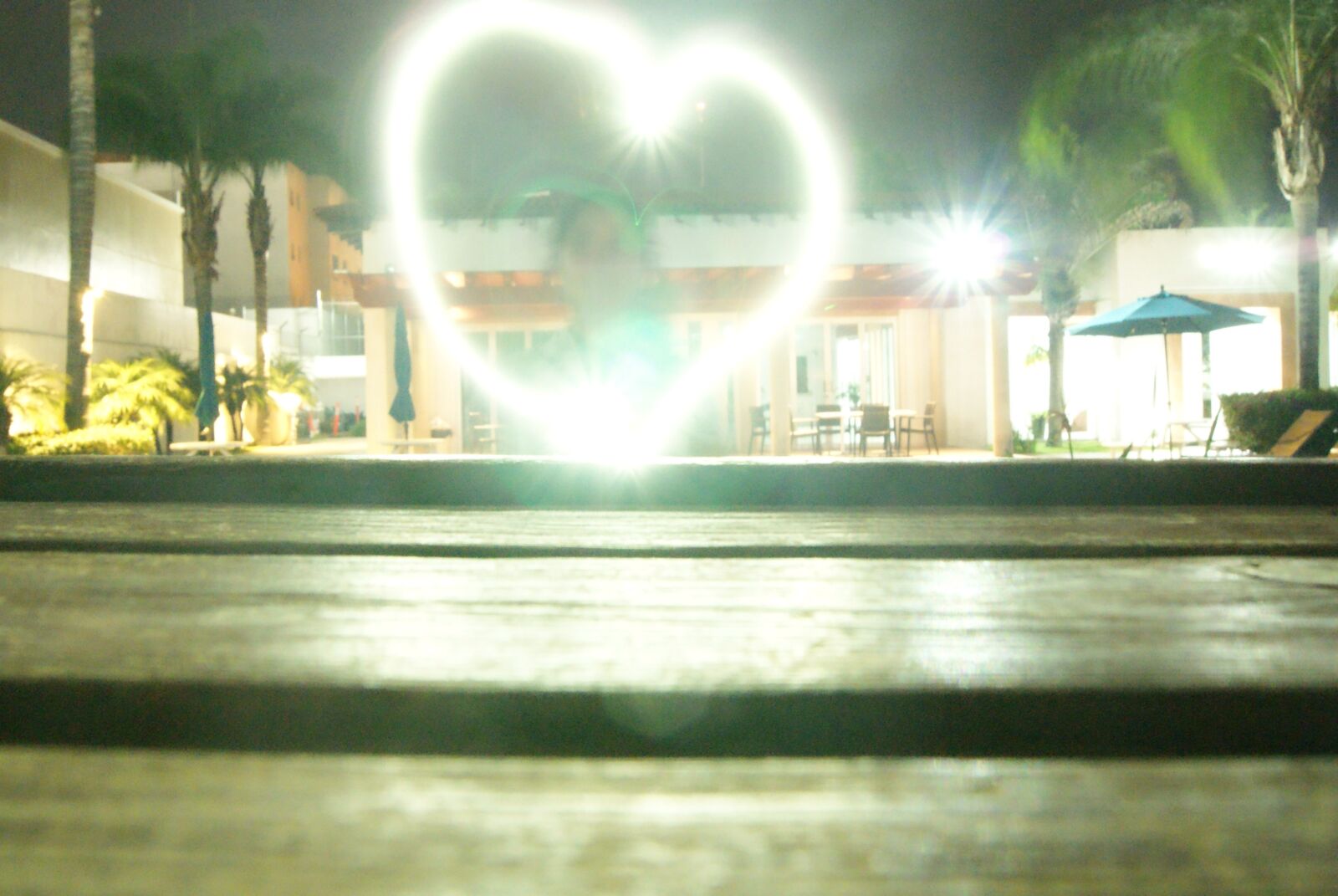 Sony Alpha DSLR-A330 sample photo. Light, love, heart photography