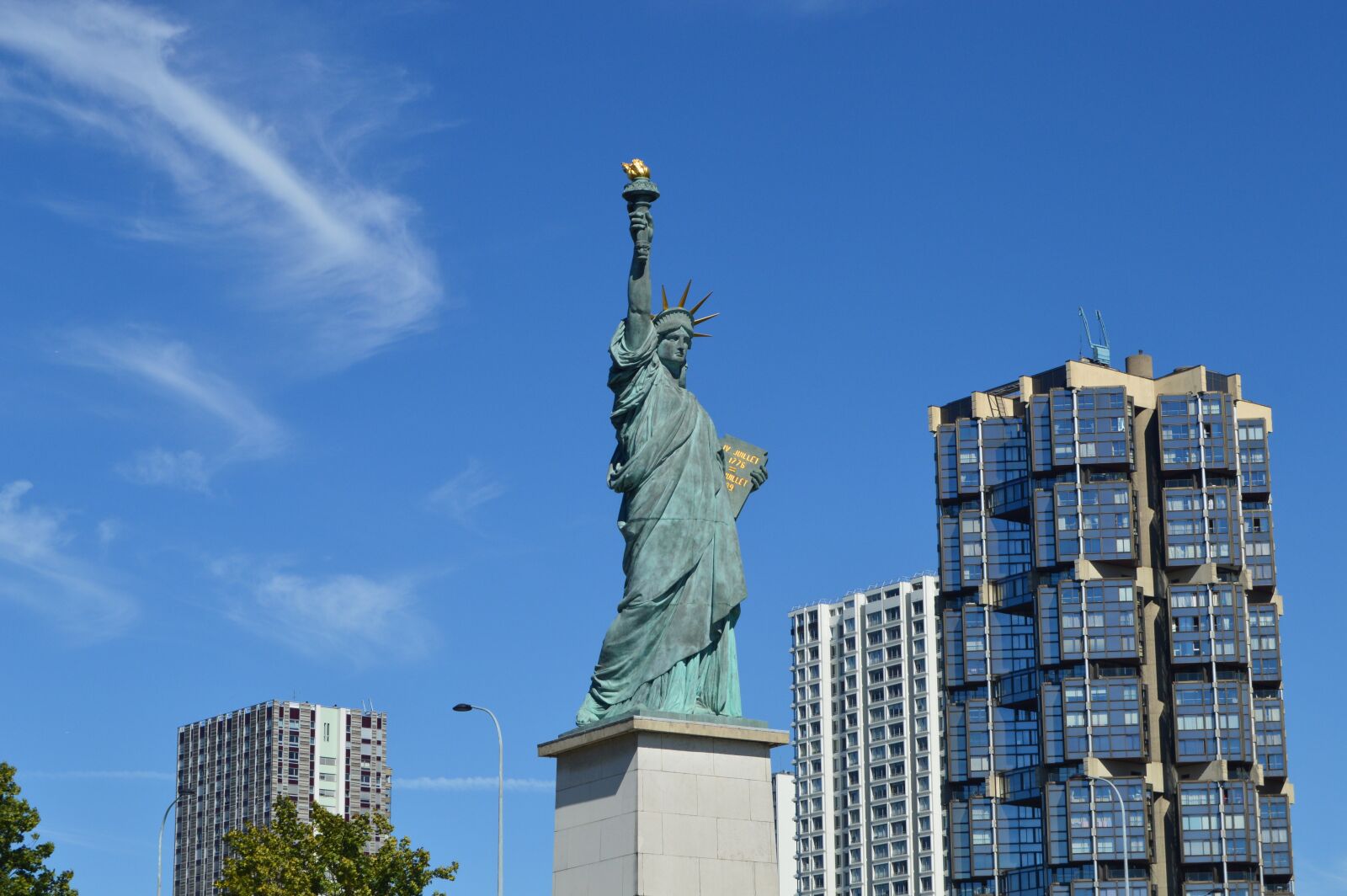 Nikon D3200 sample photo. Paris, statue of liberty photography