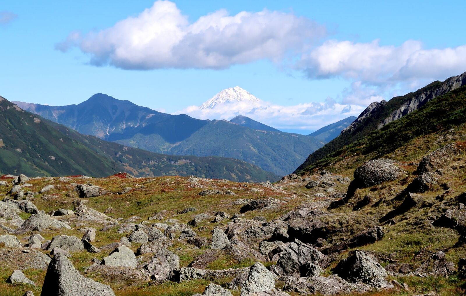 Canon PowerShot G7 X Mark II sample photo. Mountains, rocks, an ancient photography