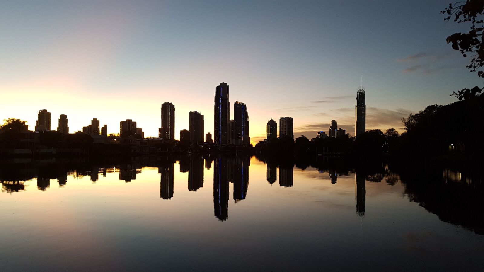 Samsung Galaxy S7 sample photo. Reflection, city, sunrise photography