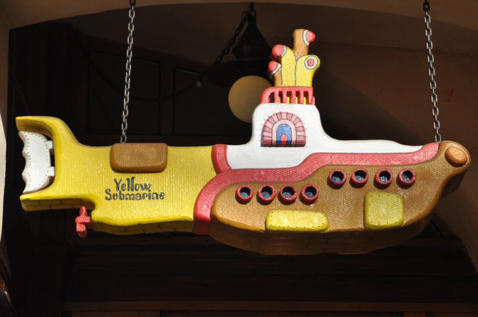 Nikon D5000 sample photo. Beatles, music, yellow submarine photography