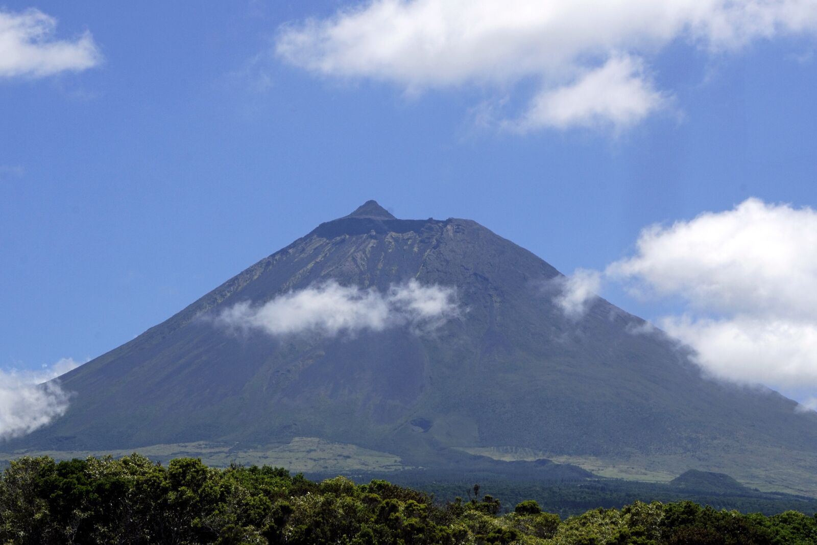 Sony ILCA-77M2 sample photo. Volcano, terceira, azores photography