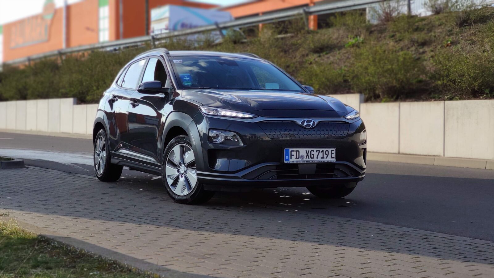 Xiaomi Mi 9T sample photo. Hyundai, kona, electric photography