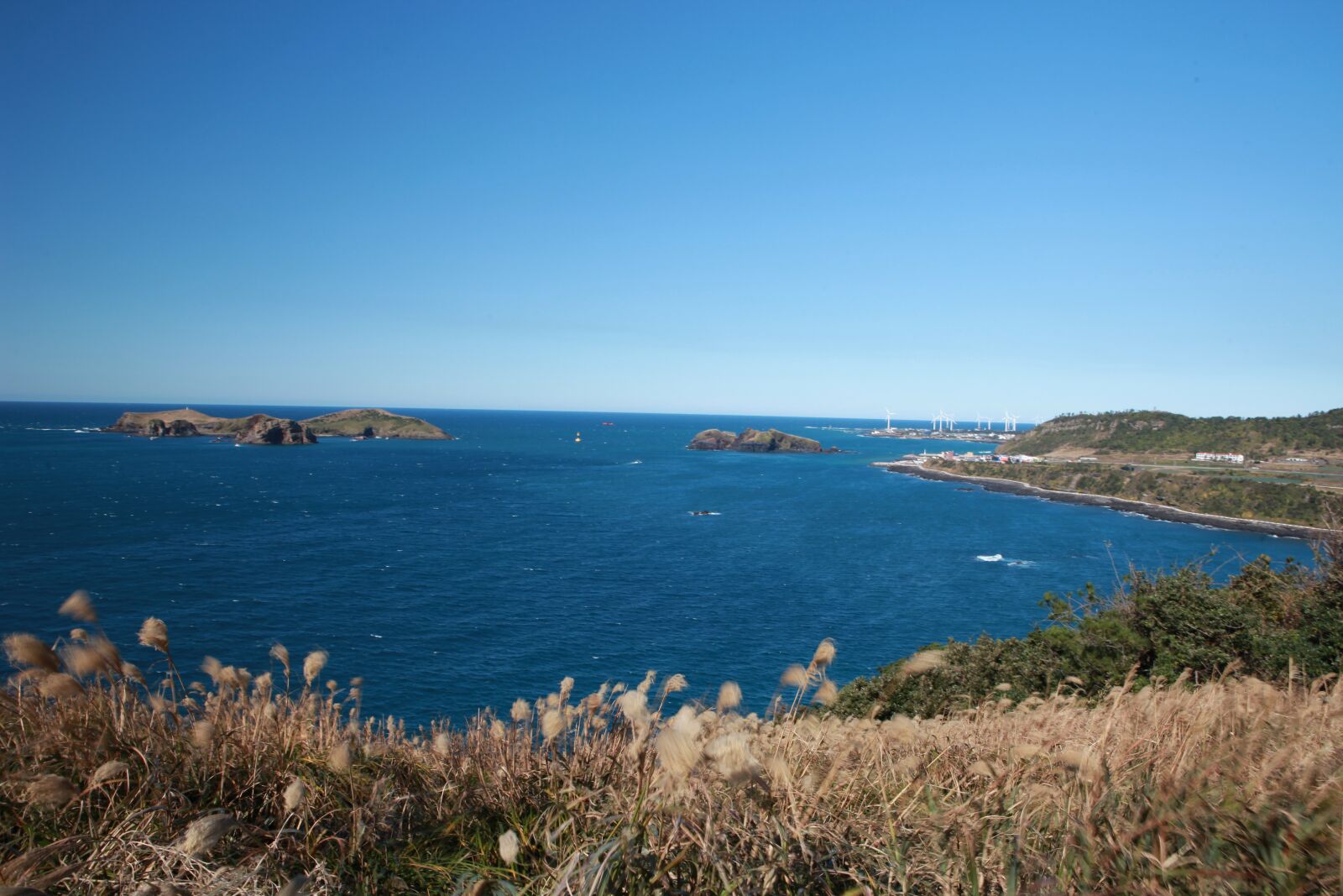 Canon EOS 5D Mark II sample photo. Sea, blue, ocean photography