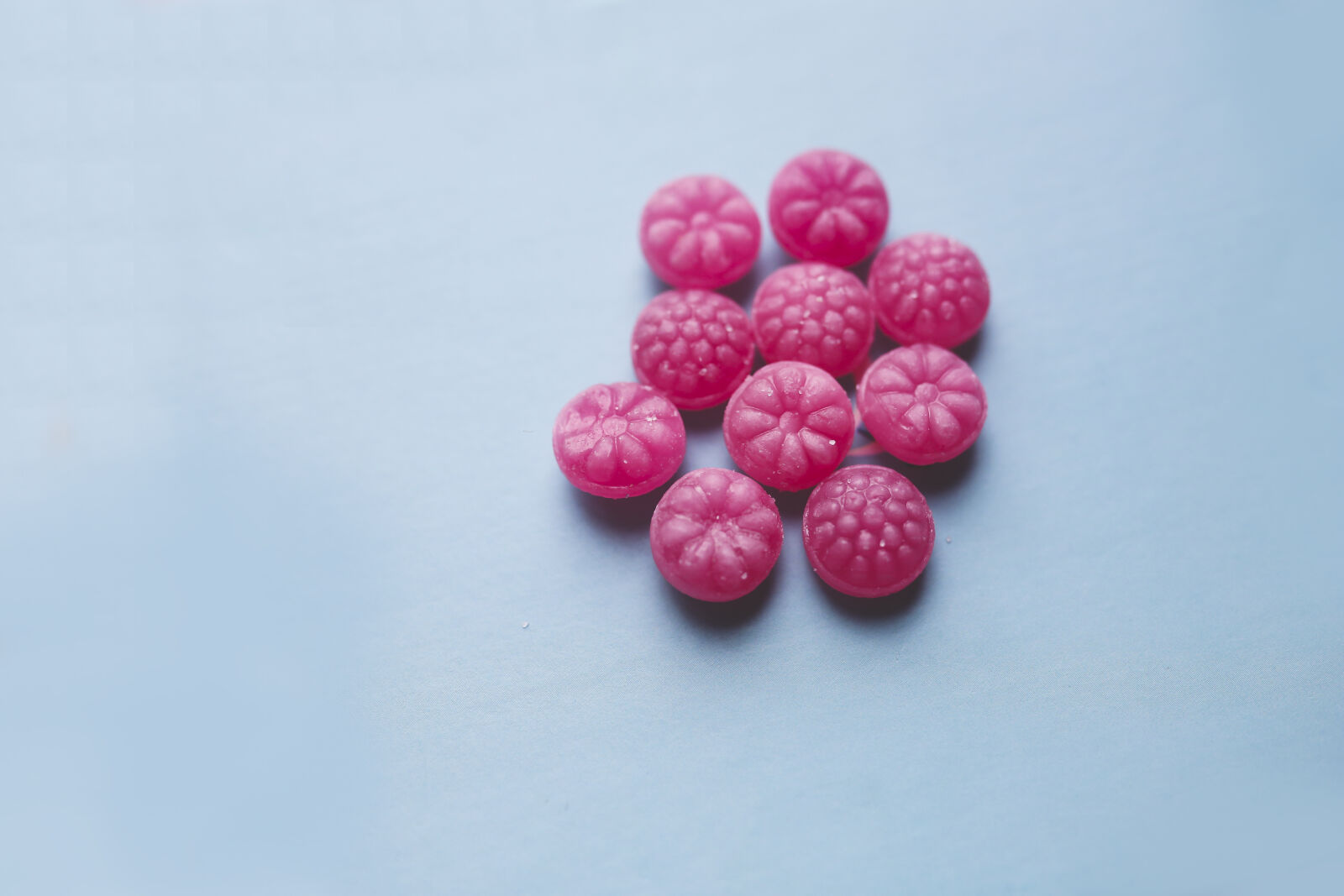 Canon EOS 6D + Sigma 35mm F1.4 DG HSM Art sample photo. Sweet, pink, candies photography
