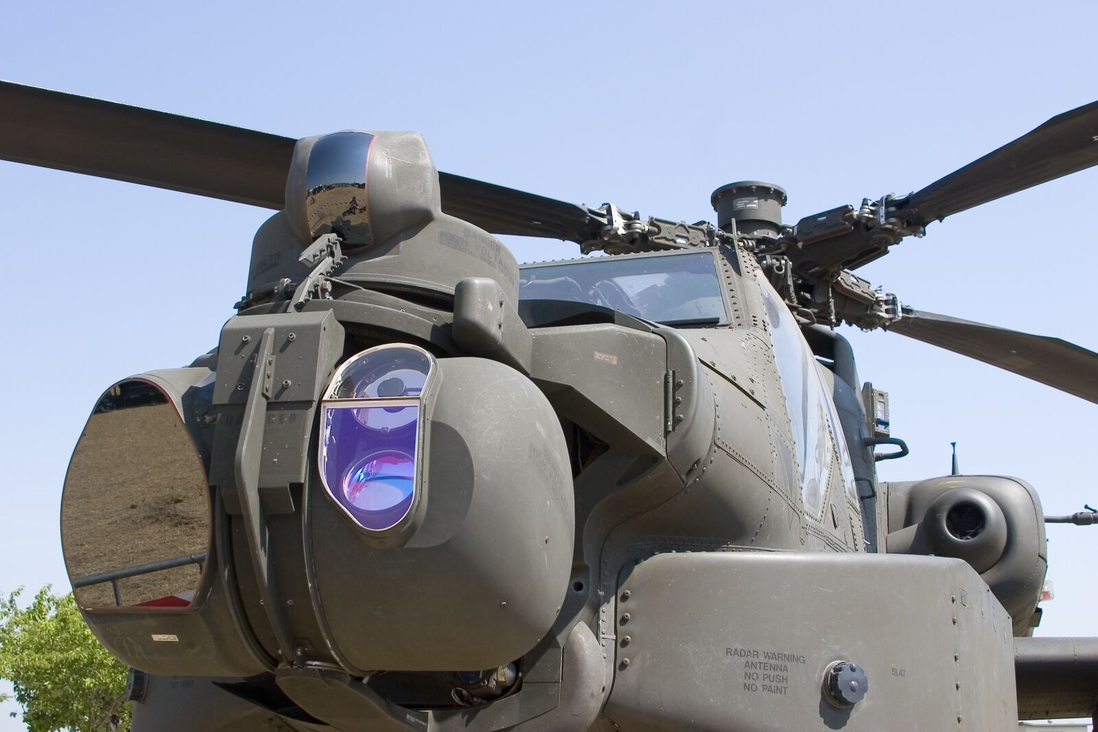 Canon EOS 300D (EOS Digital Rebel / EOS Kiss Digital) sample photo. Apache, helicopter, fighter photography