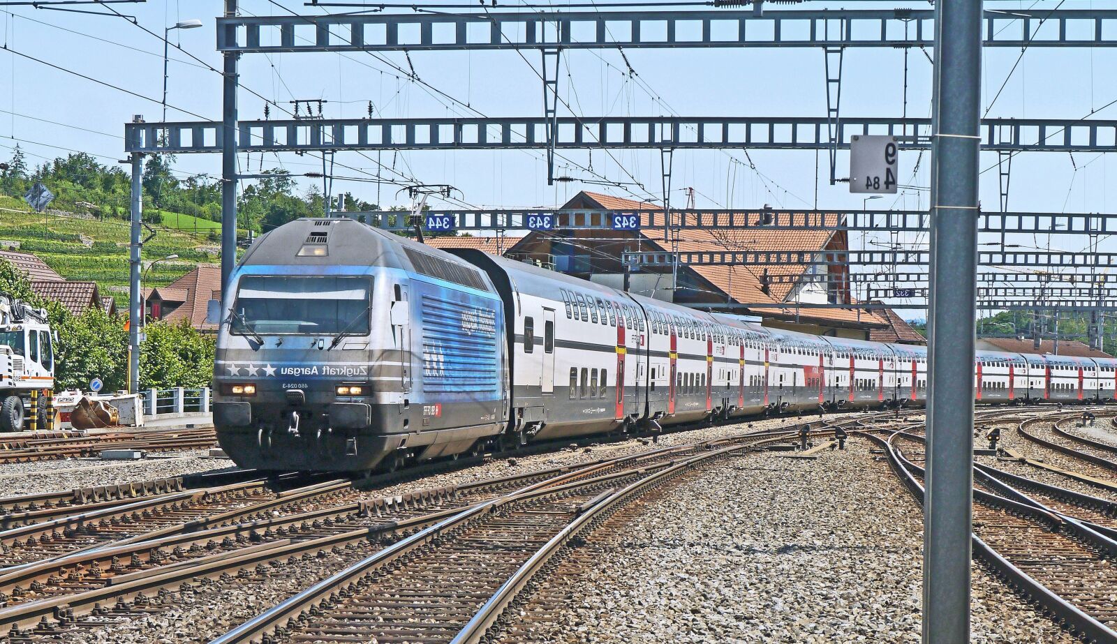 Panasonic Lumix DMC-G3 sample photo. Station, locomotive, train, vehicle photography
